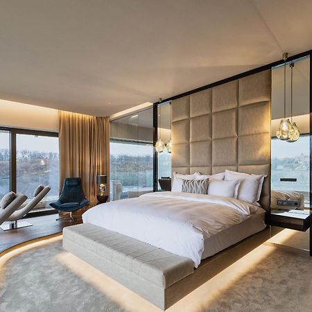 The President Hotel Prague Exterior photo A bedroom at the hotel