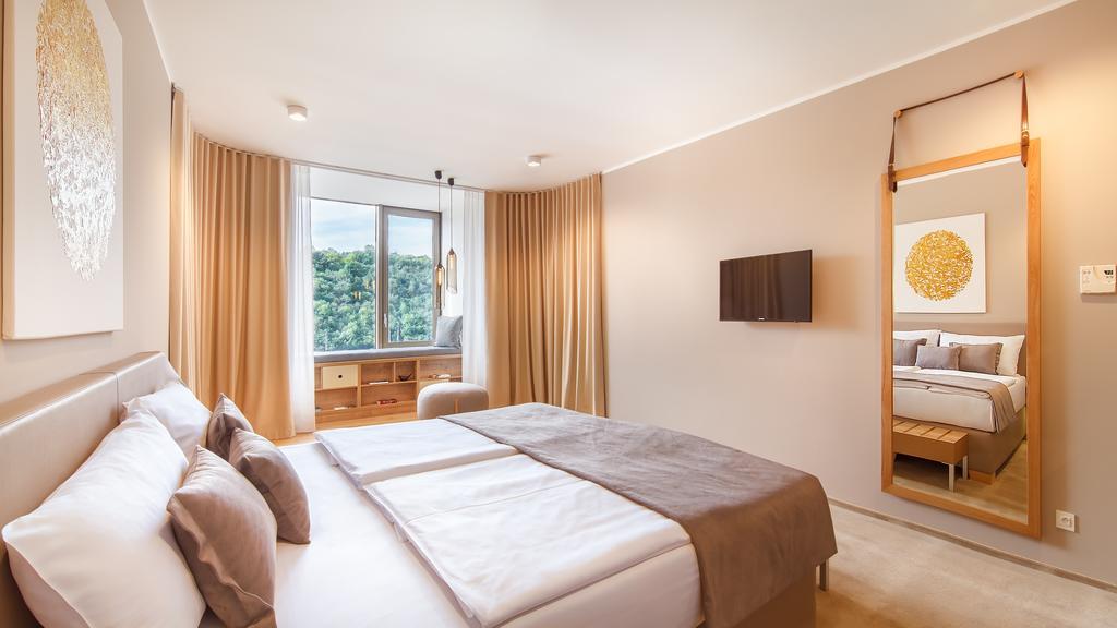 The President Hotel Prague Exterior photo A room at the hotel