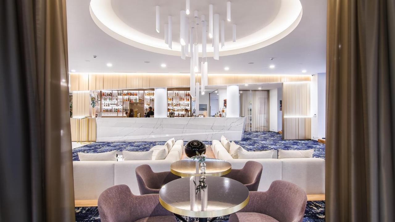 The President Hotel Prague Exterior photo The lounge at the airport
